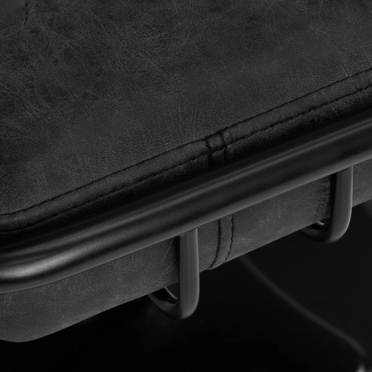 Gabbiano Katania Loft Old Leather Hairdressing Chair Black - Image 8